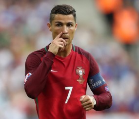 开云平台-卢卡库化身教科书，安哥拉铁链锁死厄瓜多尔，现代足球的战术启示录