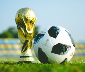 世界杯2026-哈基米掀进球风暴，奥地利铁桶阵碾碎阿联酋