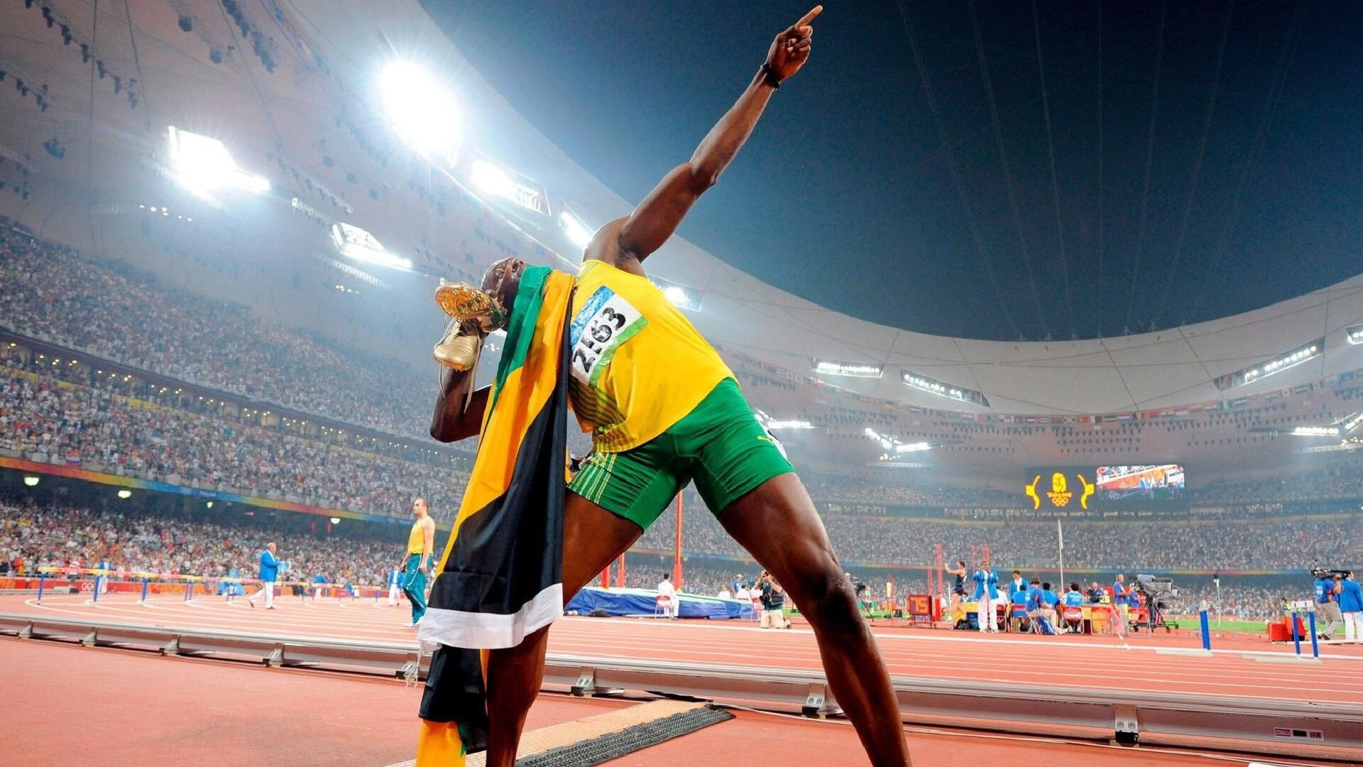 奥运周期关键战焦点战，新疆队争冠战胜出雄鹿的启示