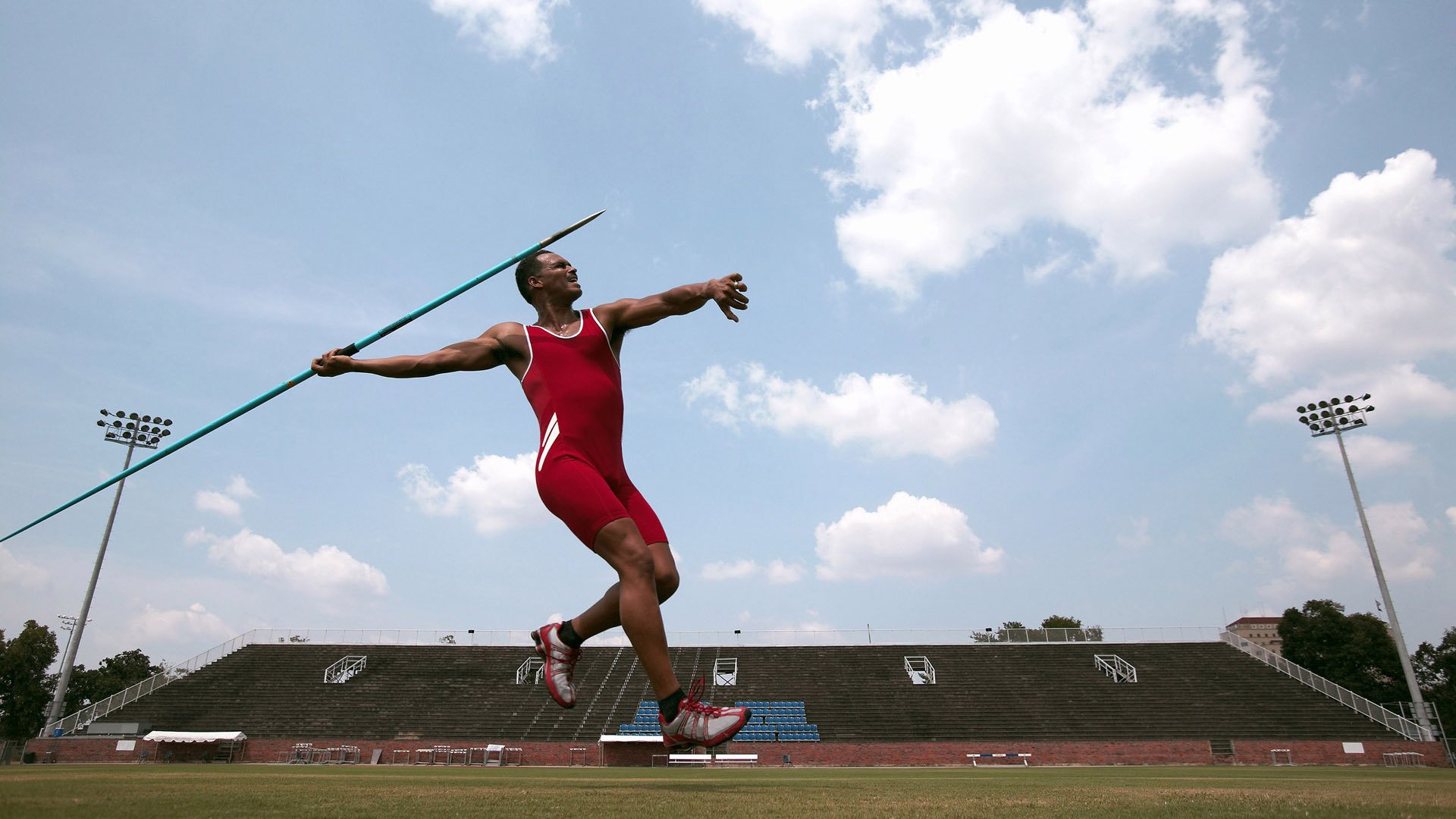 丹麦封锁德国,阿坎吉如何成为欧洲杯的关键先生