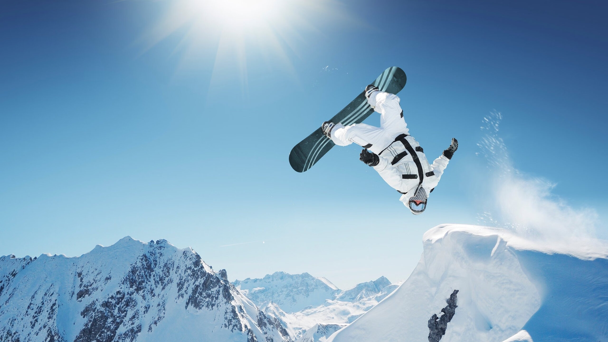 库尔图瓦爆发，马赛正面击溃沙特，一场被误读的胜利与足球的全球真相